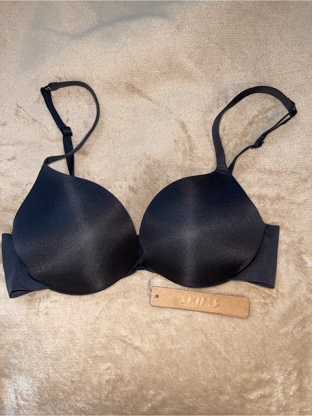 SKIMS Ultimate Push-Up Plunge Bra | Onyx | 30C | NWT